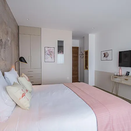Oceane - Adults Only Bed & Breakfast